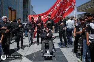 الحرم الرضوي الشریف في يوم شهادة الإمام الرضا (عليه السلام)