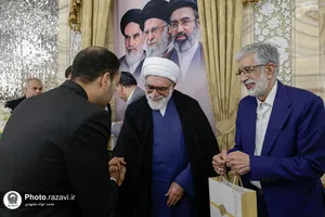 دیدار رتبه&zwnj;های برتر کنکور، نخبگان و مدال&zwnj;آوران المپیادهای علمی با تولیت آستان قدس رضوی
