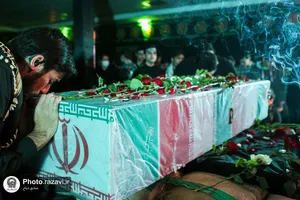مراسم تشییع پیکر شهید گمنام دفاع مقدس در دبیرستان پسرانه واحد 3 امام رضا(علیه&zwnj;السلام)