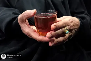 به صرف چای کنار حضرت