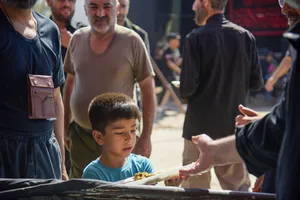 خدمت رسانی به زائران اربعین حسینی