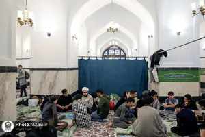 آغاز اعتکاف نوجوانان در حرم مطهر رضوی