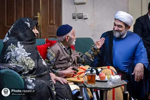 دیدار خادمان بسیجی آستان قدس رضوی با خانواده شهیدان رمارم