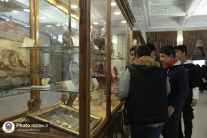 &laquo;نیم روز در بهشت&raquo;-1
