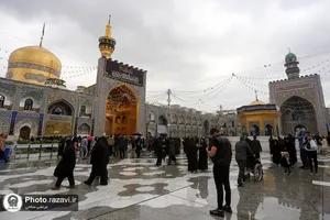 حال و هوای بارانی حرم امام رضا علیه&zwnj;السلام