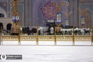 بارش برف در حرم مطهر رضوی