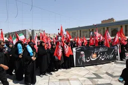 برافراشتن پرچم‌های سرخ انتقام در حماسه زنان نوغان