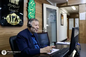 پاسخگویی تلفنی مدیرعامل مؤسسه موقوفه خدمات زائر حرم مطهر رضوی به مخاطبان سامانه ١٣٨