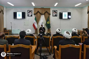 نشست صمیمی آیت الله آملی لاریجانی با طلاب مدرسه عالی فقاهت