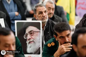 گرامیداشت حماسه 9 دی در حرم مطهر رضوی