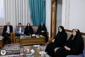 دیدار کارکنان نمونه با تولیت آستان قدس رضوی
