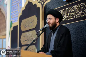 اقامه نماز ظهر عاشورا در حرم مطهر رضوی