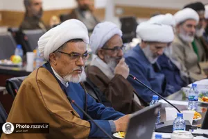 جلسه هم&zwnj;اندیشی ائمه جماعات حرم مطهر رضوی