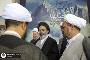 بازدید نماینده ولی&zwnj;فقیه در امور حج و زیارت از نمایشگاه &laquo;در آستان بقیع&raquo;