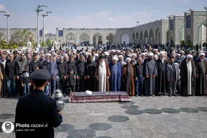 تشییع پیکر حجت&zwnj;الاسلام والمسلمین حسین صادقی در حرم مطهر رضوی