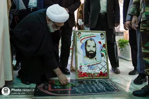 حضور تولیت آستان قدس ضوی در گلزار شهدا شهرستان قوچان