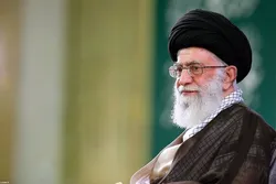 برگزاری مراسم روضه چهلم رهبر شهید و شهدای جنگ رمضان در میدان امام حسین(ع) اصفهان/فیلم