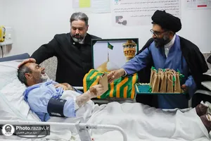 حضور خدام حرم مطهر رضوی در بیمارستان شهید کامیاب مشهد