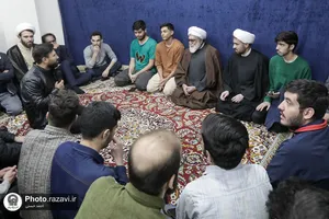 دیدار صمیمی تولیت آستان قدس رضوی با دانشجویان دانشگاه علوم پزشکی مشهد