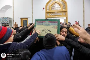 وداع زائران حرم رضوی با 5 شهید مدافع حرم در شام شهادت حضرت موسی بن جعفر علیه السلام