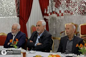 نشست صمیمی مدیران ادواری حرم مطهر