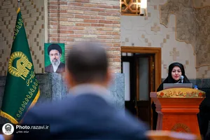 جلسه دفاع از پایان&zwnj;نامه در حرم مطهر رضوی