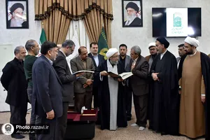 نشست صمیمی آیت الله آملی لاریجانی با طلاب مدرسه عالی فقاهت