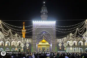 حال و هوای حرم مطهر رضوی در شب میلاد حضرت معصومه سلام الله علیها