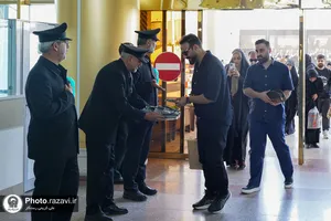 استقبال از زائرین دهه آخر صفر در فرودگاه مشهد