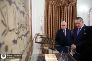 تشرف شرکت کنندگان بیست و هشتمین اجلاسیه سازمان اکو به حرم مطهر رضوی