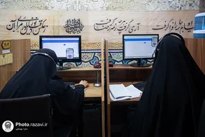 پاسخگویی تلفنی مدیر پایگاه&zwnj;های تبلیغی معرفتی حرم مطهر رضوی به مخاطبان سامانه ۱۳۸