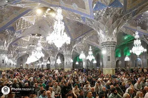 اجتماع تجدید بیعت با امام زمان (عج) در حرم مطهر رضوی