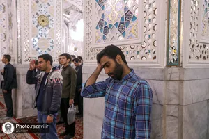 تشرف دانشجویان جدیدالورود دانشگاه علم و صنعت به حرم مطهر رضوی