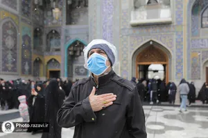 بارش برف در حرم مطهر رضوی