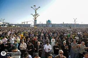 اقامه نماز عید سعید فطر در حرم مطهر رضوی - 2