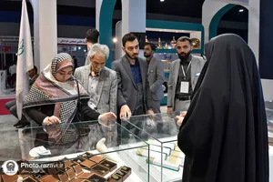 حضور موسسه آفرینشهای هنری آستان قدس رضوی در چهارمین نمایشگاه کسب و کار مشهد