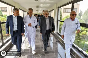 تفاهم&zwnj;نامه همکاری&zwnj;های مشترک میان شرکت داروسازی ثامن و دانشگاه آزاد اسلامی