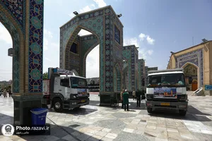 ورود کاروان گل&zwnj;های اهدایی به حرم مطهر رضوی