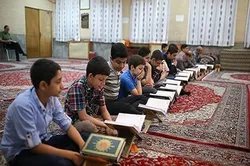بهره‌مندی ۲۵۰۰ نفرساعت از جلسات قرآنی در بم
