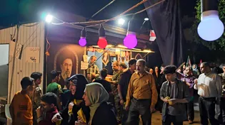 همزمان با سالروز میلاد پیامبر اکرم(ص) و امام صادق(ع)؛ 15 هزار بسته کیک میان اجتماعات مردمی شبانه توزیع شد