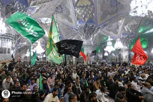 اجتماع بزرگ زائران اردوزبان در حرم مطهر رضوی