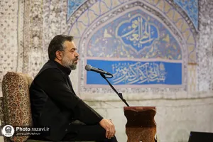 مناجات خوانی سحر&zwnj;گاهی حاج محمود کریمی در حرم مطهر رضوی