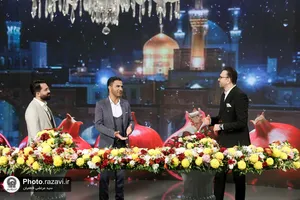 ضبط برنامه تلویزیونی شب یلدا در حرم مطهر رضوی