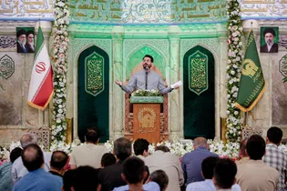 عهد ولایت در حرم مطهر رضوی