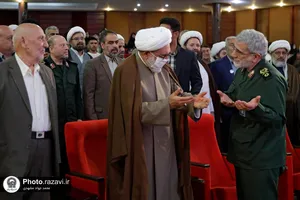 آیین رونمایی از تقریظ حضرت آیت&zwnj;الله خامنه&zwnj;ای بر کتاب "خاتون و قوماندان"