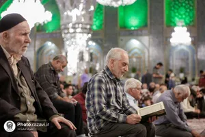 شب میلاد امام حسن عسکری(علیه&zwnj;السلام) در حرم مطهر رضوی