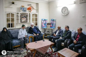 دیدار تولیت آستان قدس رضوی با خانواده شهدا