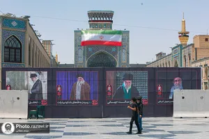 آماده&zwnj;سازی حرم مطهر رضوی در آستانه تشییع رهبر شهید انقلاب