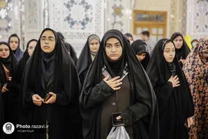 تشرف دانشجویان جدیدالورود پزشکی و پیراپزشکی به حرم مطهر رضوی