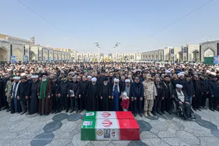تشییع پیکر رئیس دفتر نظامی رهبر شهید انقلاب اسلامی در مشهد-١